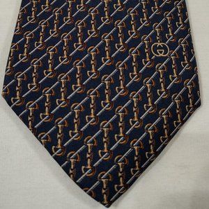 Vintage Gucci 100% Silk Tie. Classic Gucci Print. Navy Background.